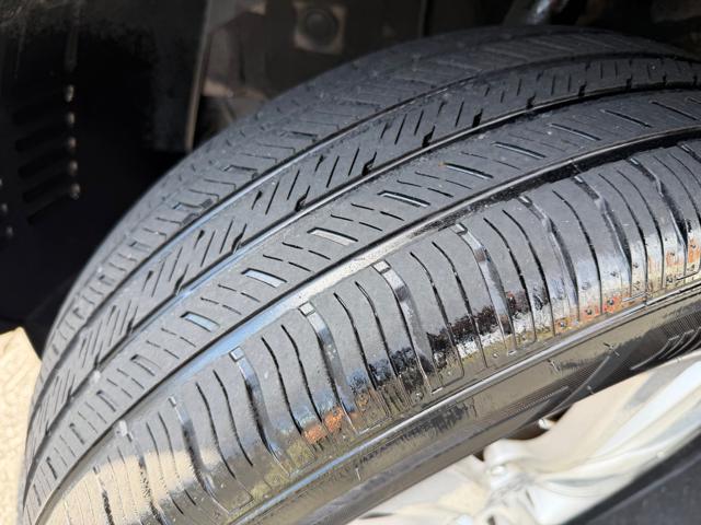 2011 Kia Sorento LX 2WD