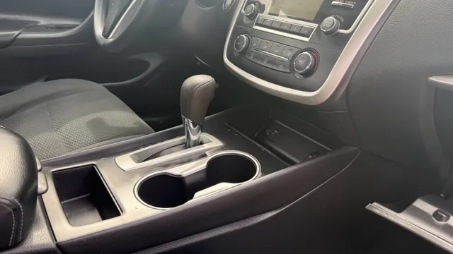 2017 Nissan Altima S - Photo 56
