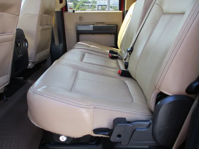 2015 Ford F-250 Lariat photo 9