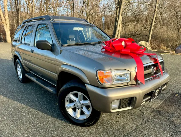 2003 Nissan Pathfinder's photo