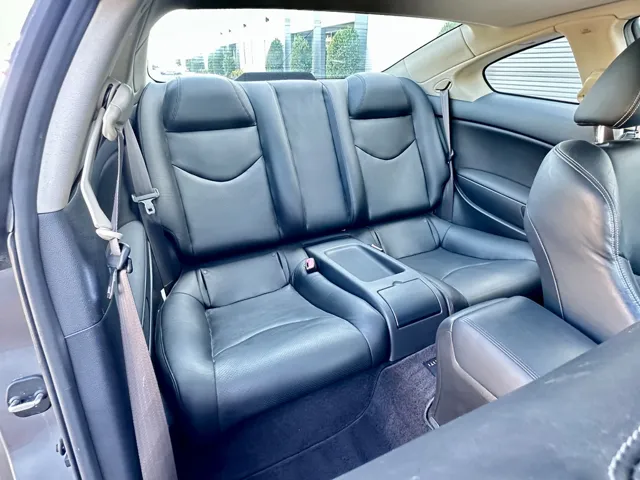 2011 INFINITI G Coupe 37 Journey - Photo 42