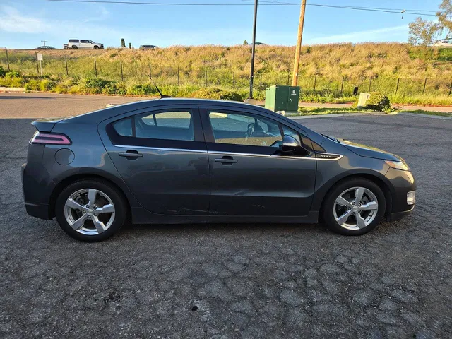 2011 Chevrolet Volt Base - Photo 19
