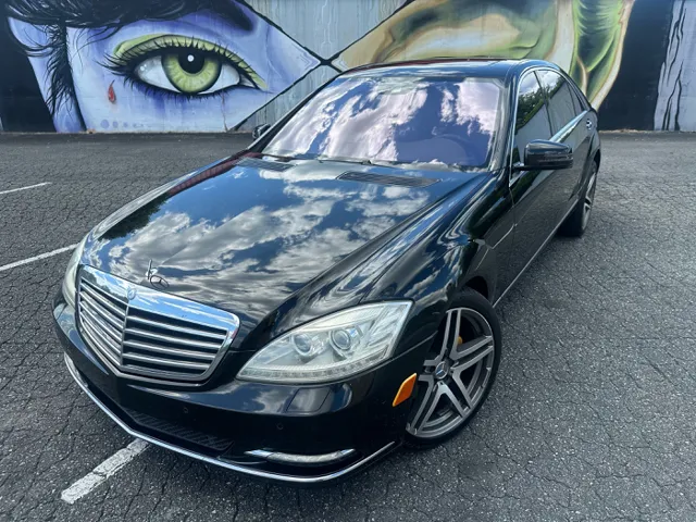 2010 Mercedes-Benz S-Class S550's photo