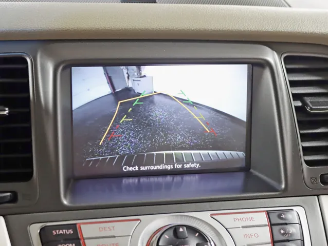 2011 Nissan Murano S photo 17