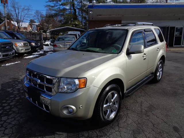 2012 Ford Escape Limited's photo
