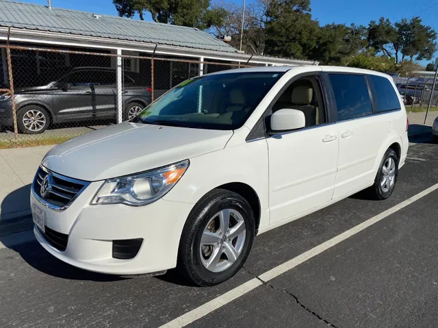 2010 Volkswagen Routan