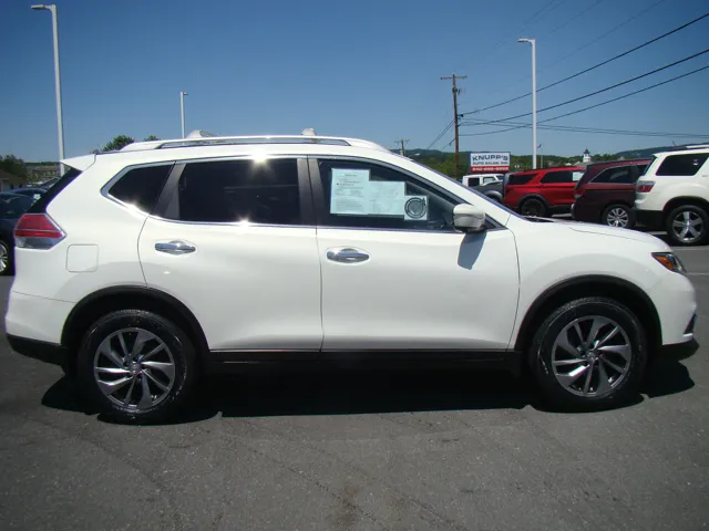 2014 Nissan Rogue SL AWD's photo