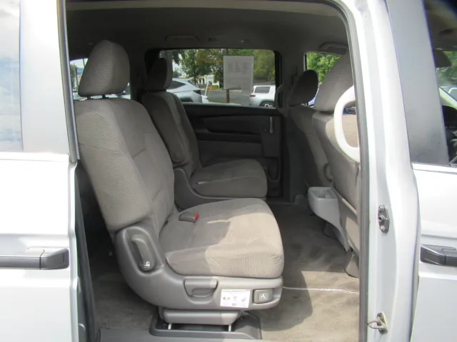2013 Honda Odyssey LX - Photo 16