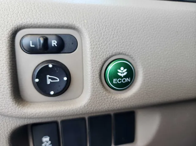 2017 Honda Pilot EX-L - Photo 27