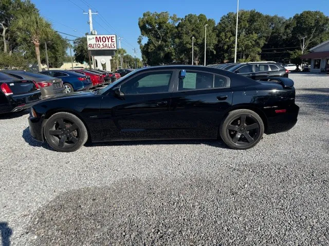 2013 Dodge Charger R/T's photo
