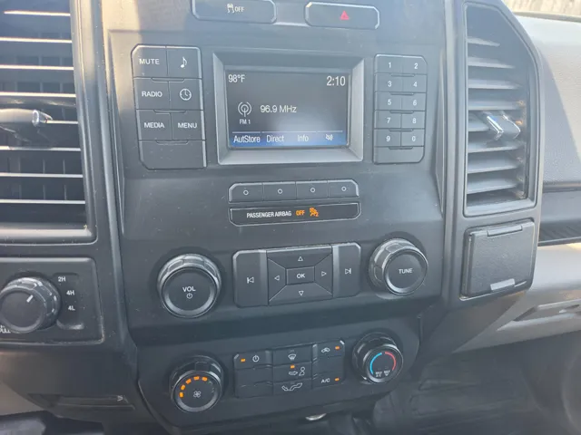 2016 Ford F-150 Lariat - Photo 16