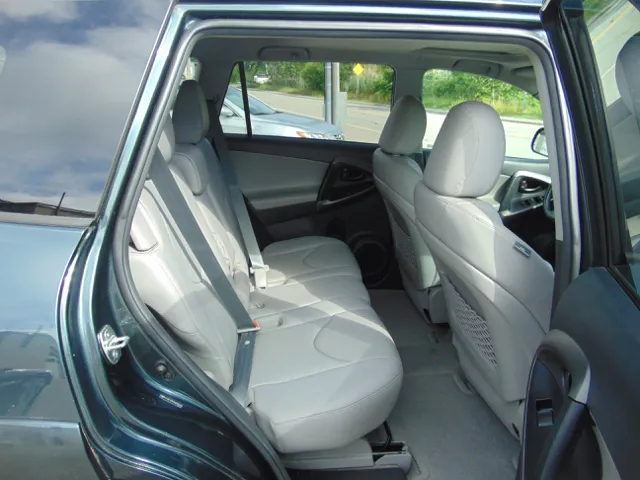 2012 Toyota RAV4 Limited - Photo 15