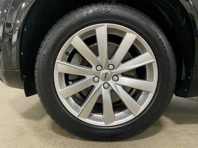 2016 Volvo XC90 Momentum - Photo 23