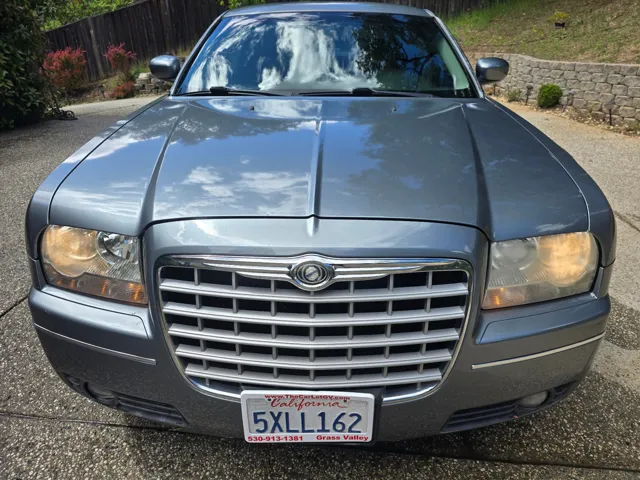 2006 Chrysler 300's photo