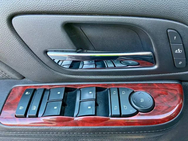 2012 Cadillac Escalade ESV Base - Photo 16