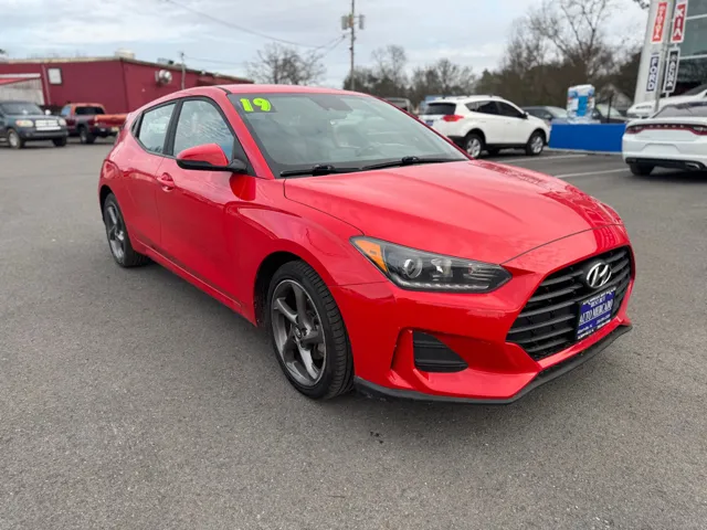 2019 Hyundai Veloster's photo