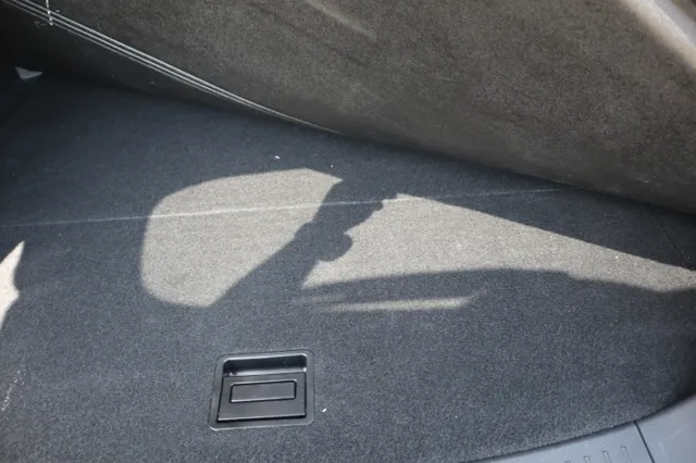 2012 Nissan Rogue SV - Photo 24