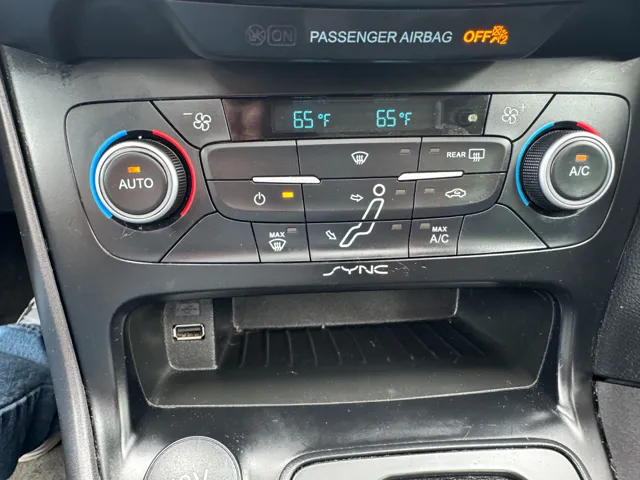 2018 Ford Focus SEL - Photo 8