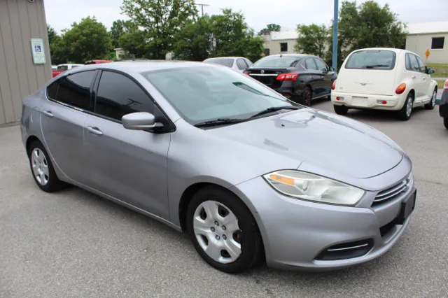 2016 Dodge Dart SE - Photo 10