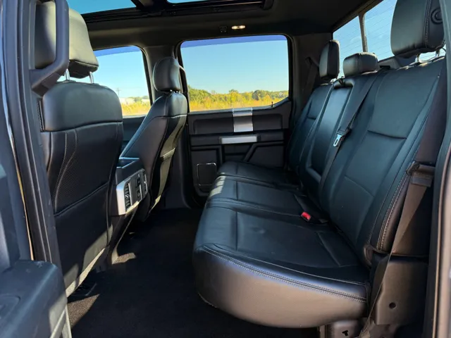 2016 Ford F-150 Lariat photo 3