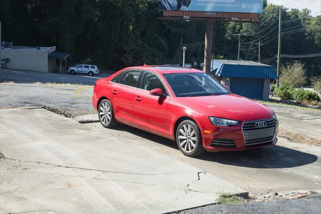 2017 Audi A4 Premium - Photo 8