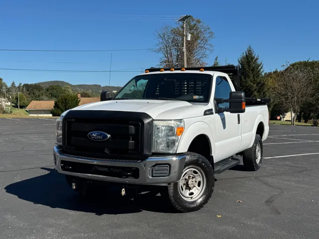 2011 Ford F-350 Super Duty XL's photo
