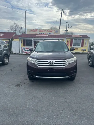 2013 Toyota Highlander Base