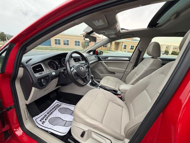 2015 Volkswagen Golf TDI SE