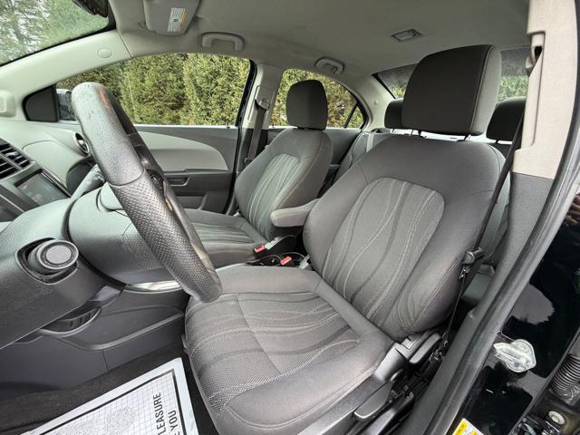 2016 Chevrolet Sonic LT Auto Sedan