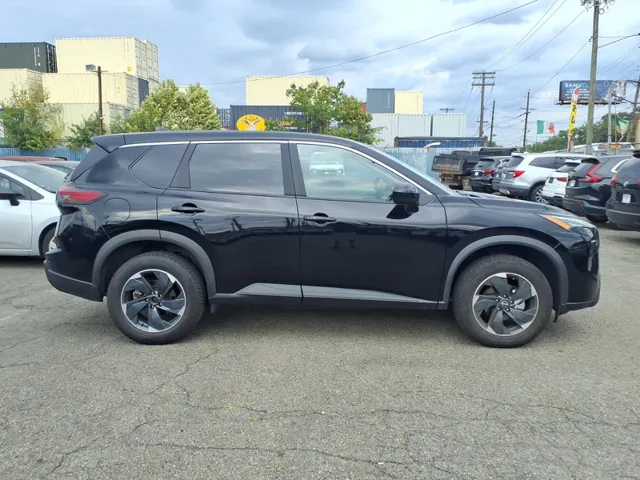 2025 Nissan Rogue 8