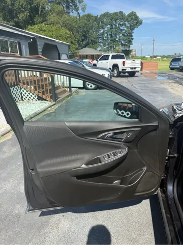 2023 Chevrolet Malibu 1LT - Photo 10