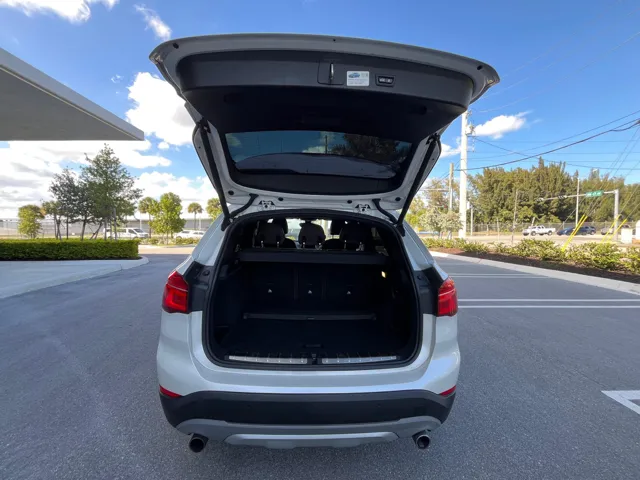 2017 BMW X1 28i - Photo 13