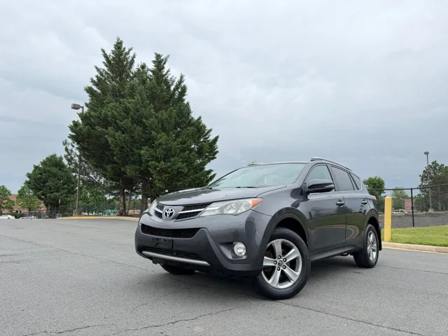2015 Toyota RAV4 XLE AWD's photo