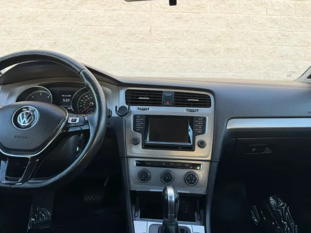 2015 Volkswagen Golf TDI SE - Photo 23