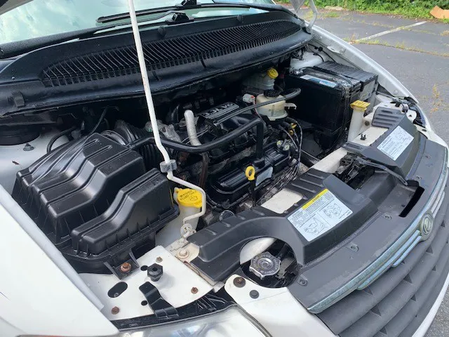 2006 Chrysler Town & Country LX photo 21