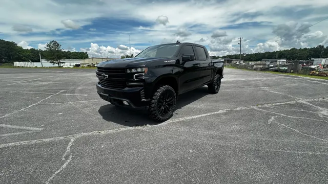 2021 Chevrolet Silverado 1500 RST 4X4 Crew Cab Short Box's photo