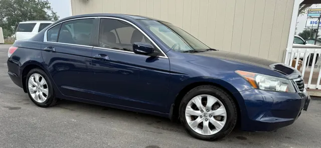 2010 Honda Accord EX-L Auto's photo