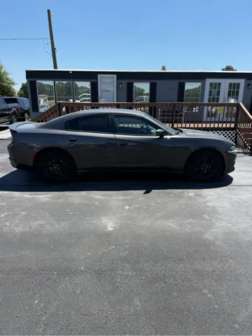 2020 Dodge Charger SXT's photo