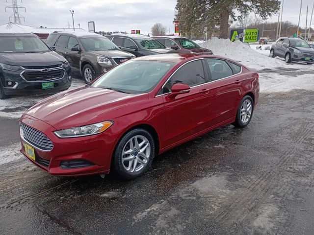 2013 Ford Fusion SE's photo