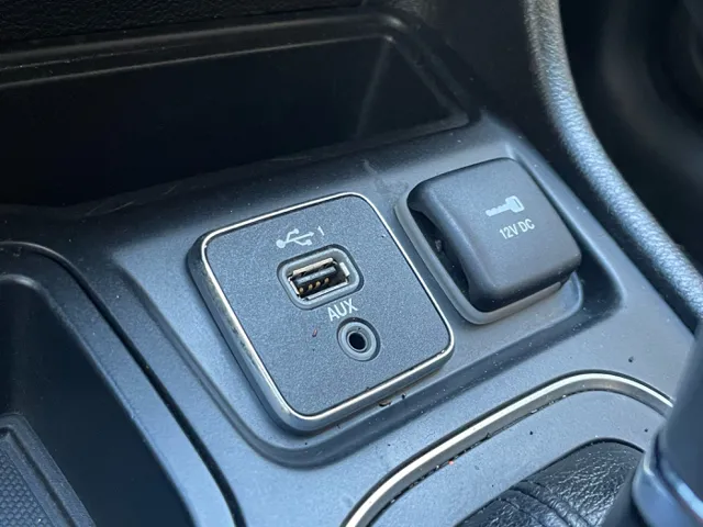 2020 Jeep Cherokee Latitude photo 18