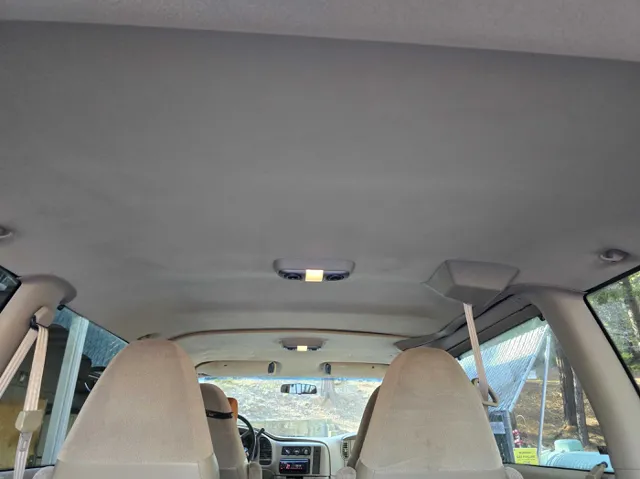 1997 Chevrolet Astro - Photo 23