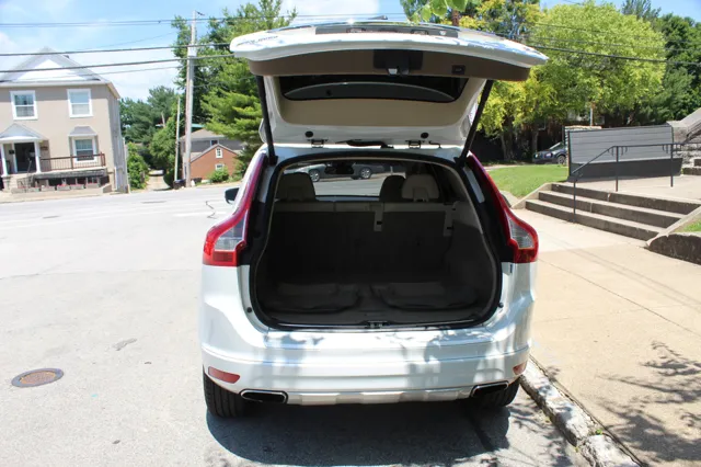2015 Volvo XC60 T6 Premier Plus - Photo 7