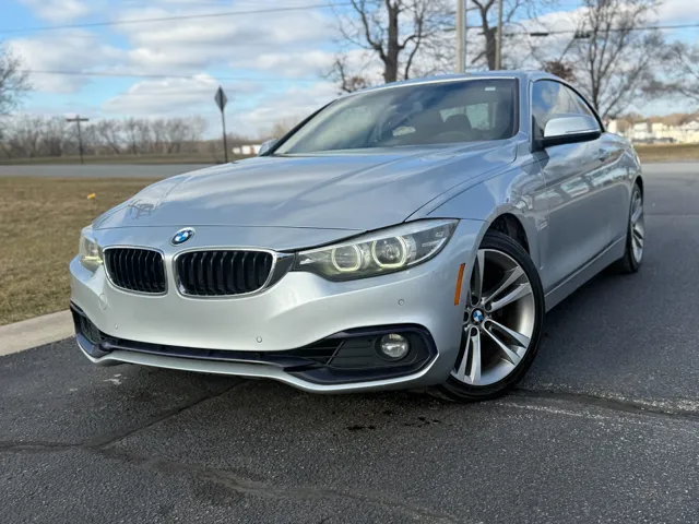 2018 BMW 4 Series 430i's photo