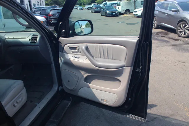 2007 Toyota Sequoia Limited - Photo 14
