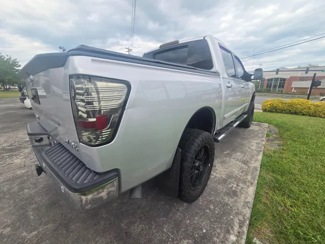 2013 Nissan Titan SV - Photo 3