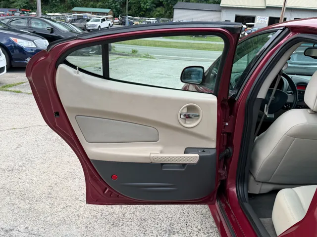 2005 Pontiac Grand Prix - Photo 11
