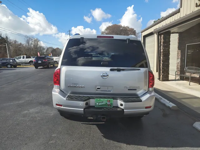 2010 Nissan Armada photo 3