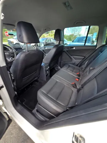 2014 Volkswagen Tiguan SE - Photo 12