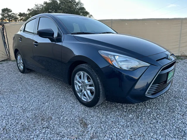 2018 Toyota Yaris iA Base's photo