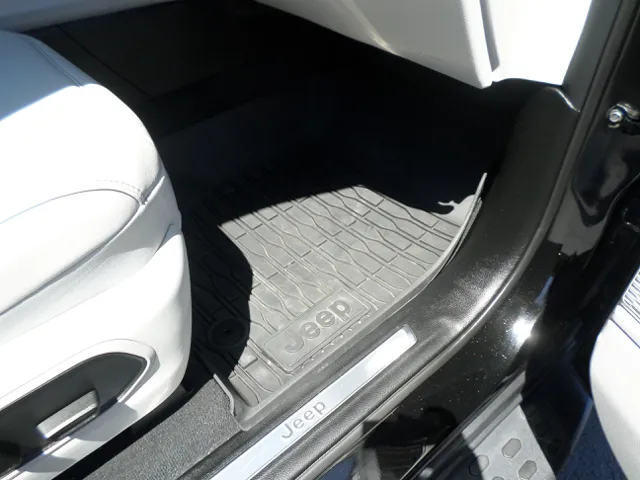 2023 Jeep Grand Cherokee Overland - Photo 65